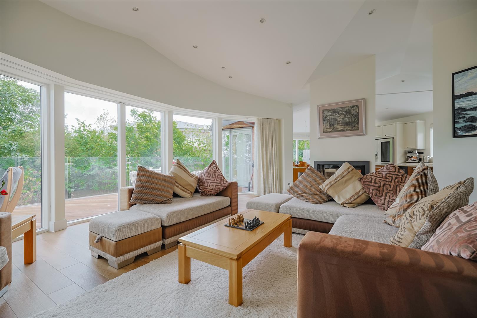 Westwinds, Langland, Swansea, SA3 4TA
